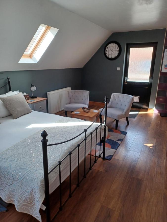 The Bear Bed & Breakfast Rhayader Bagian luar foto