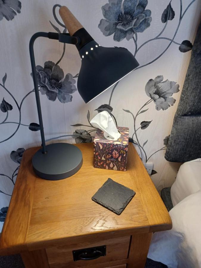 The Bear Bed & Breakfast Rhayader Bagian luar foto