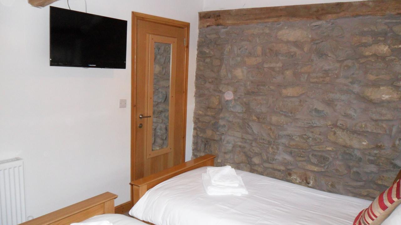 The Bear Bed & Breakfast Rhayader Bagian luar foto