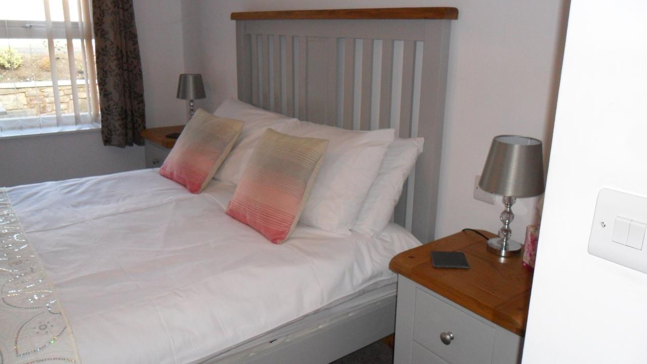 The Bear Bed & Breakfast Rhayader Bagian luar foto
