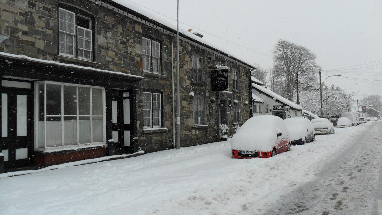 The Bear Bed & Breakfast Rhayader Bagian luar foto
